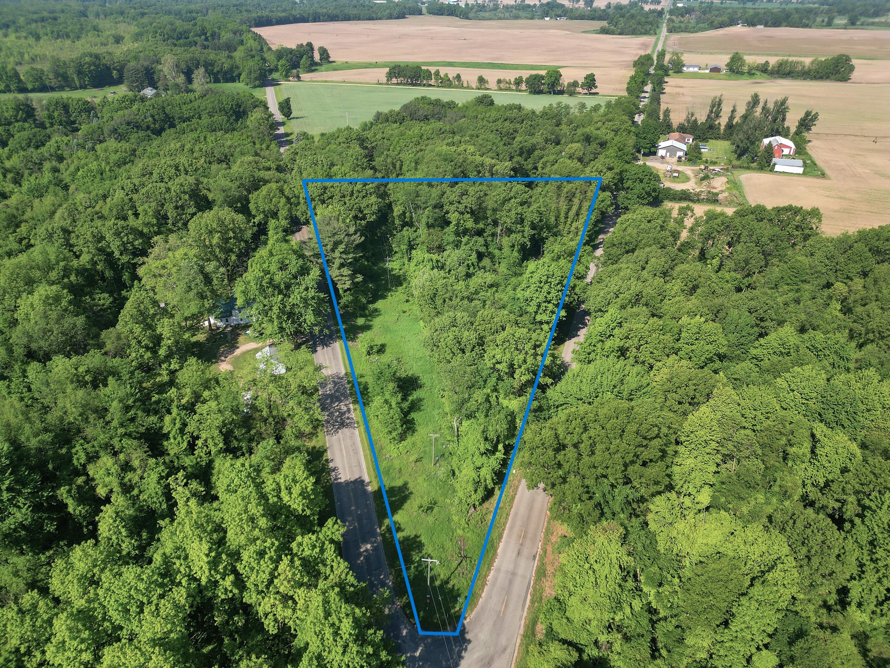 Ville Crooked Creek Road White Pigeon Township MI 49099