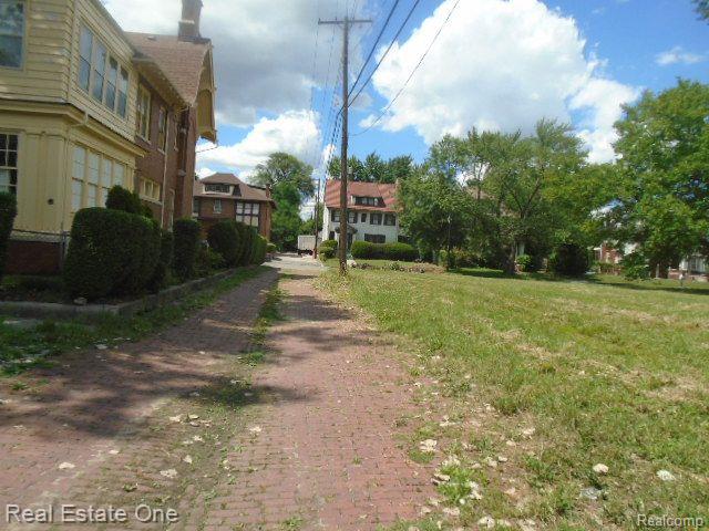 35 Edison Street Detroit City MI 48202