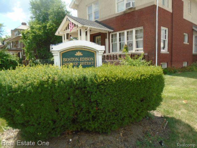 35 Edison Street Detroit City MI 48202