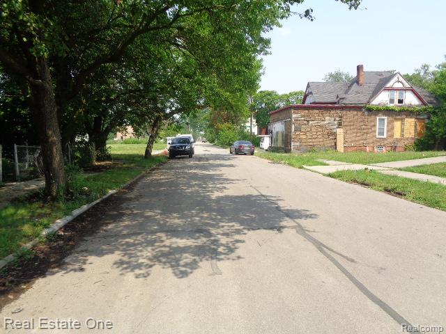 2526 W Forest Avenue Detroit City MI 48208