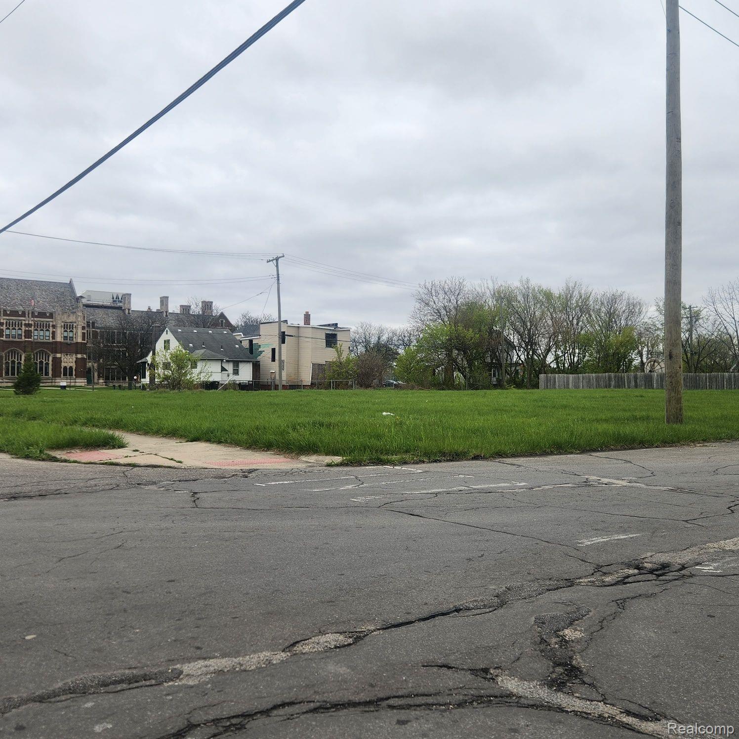 11845 La Salle Boulevard Detroit City MI 48206