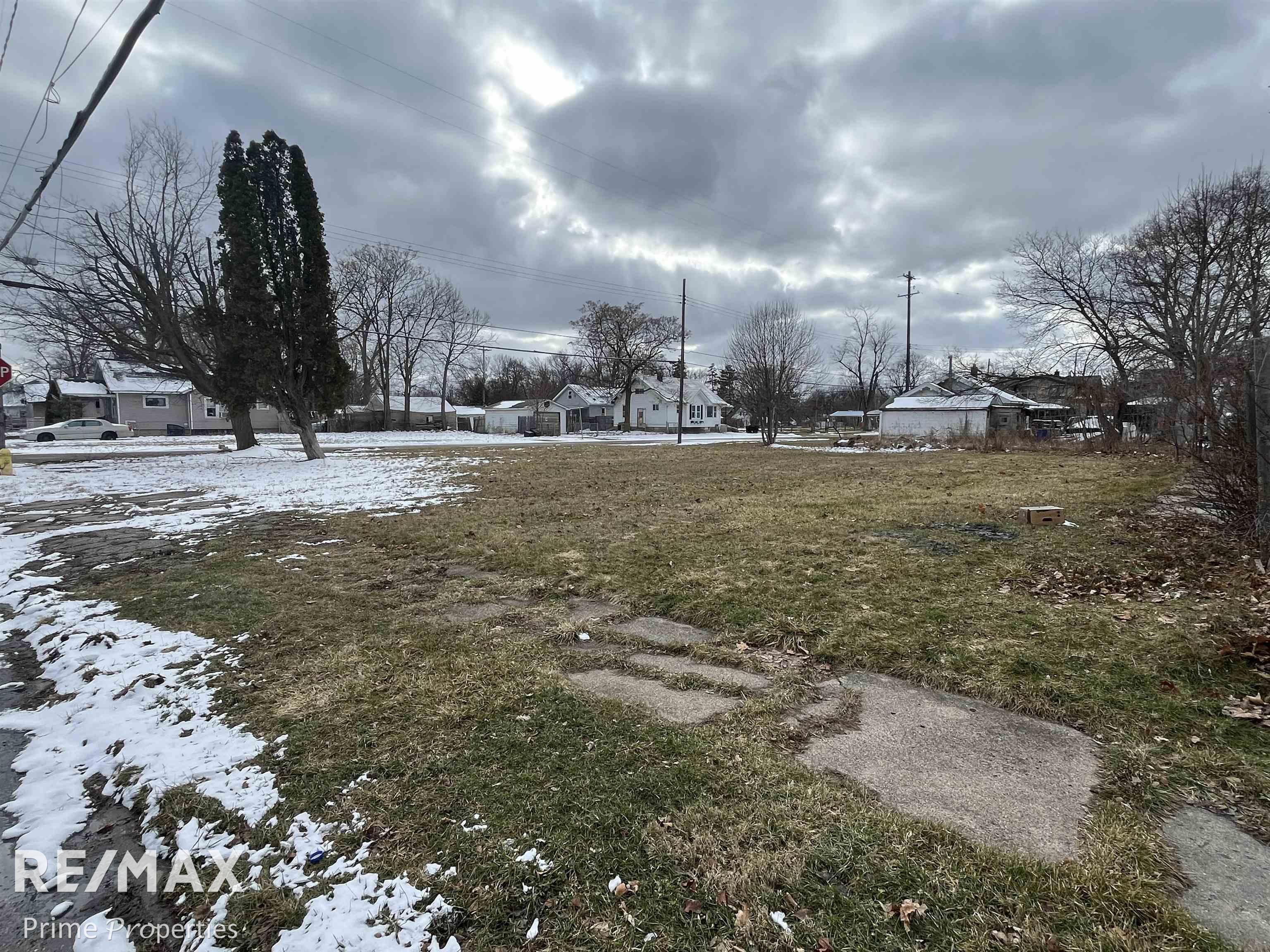 1501 Arlington Avenue Flint City MI 48506