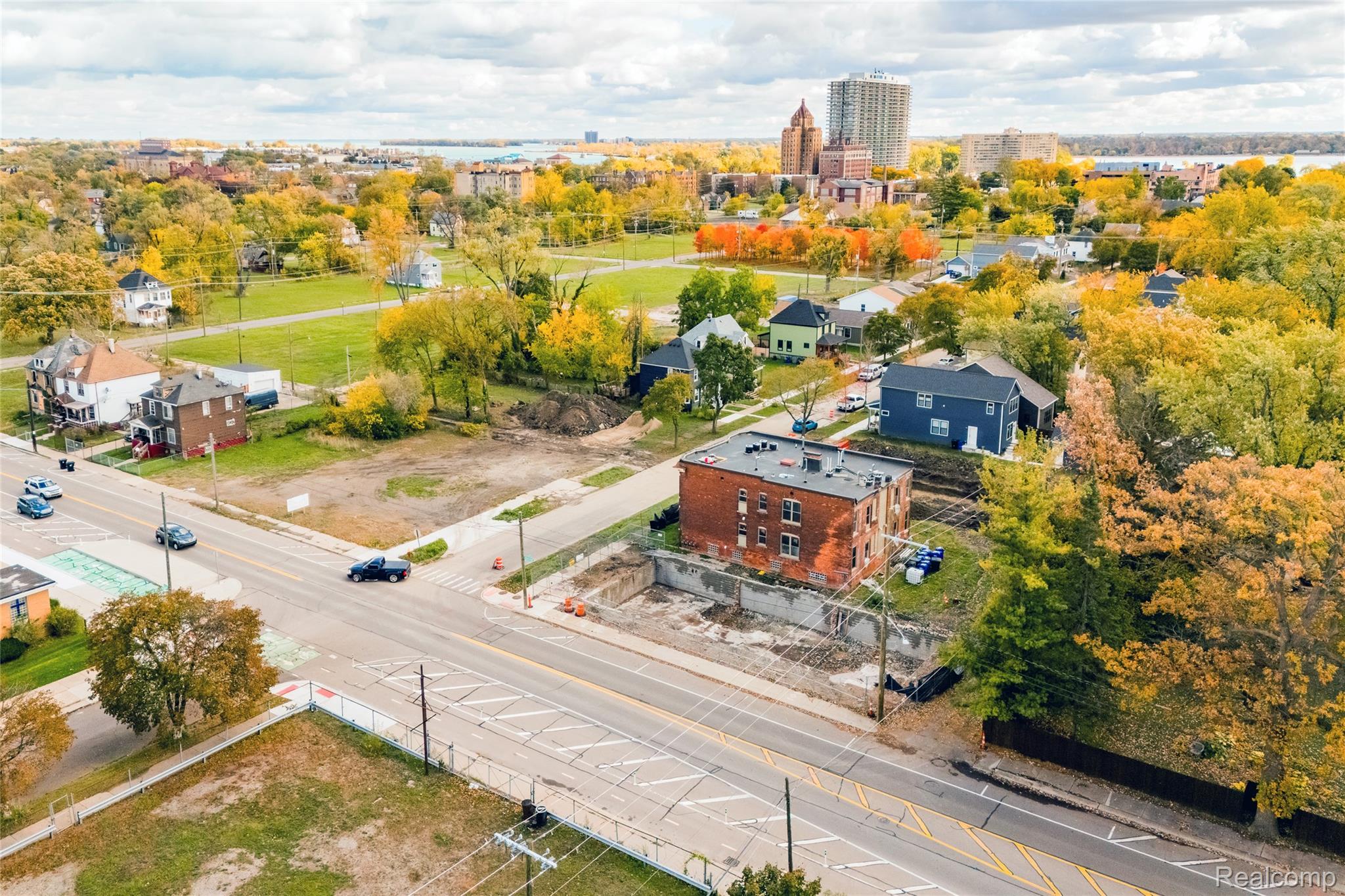 8646 Kercheval Street Detroit City MI 48214