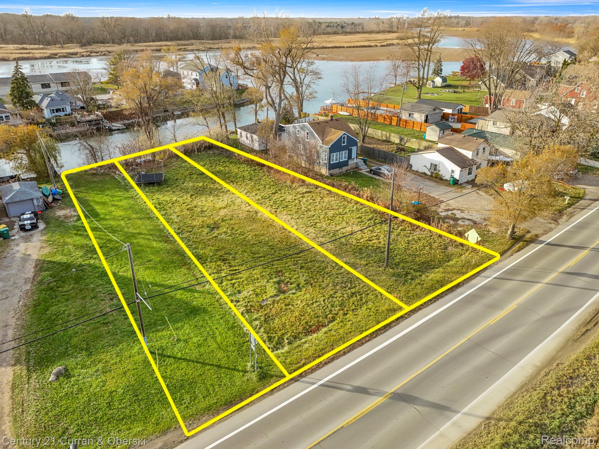 5 W Jefferson Avenue Brownstown Charter Township MI 48173