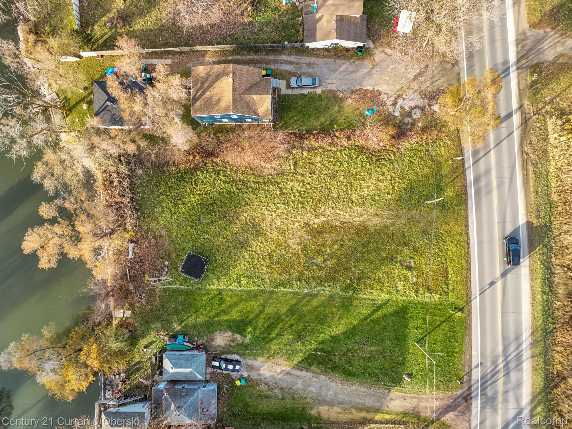 5 W Jefferson Avenue Brownstown Charter Township MI 48173