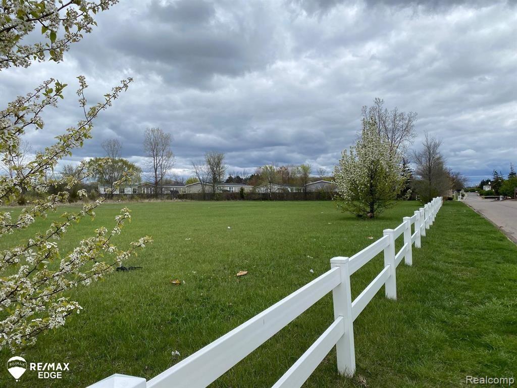 Vacant Green Briar Boulevard Burton City MI 48529