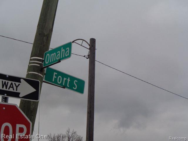 2601 S Fort Street Detroit City MI 48217
