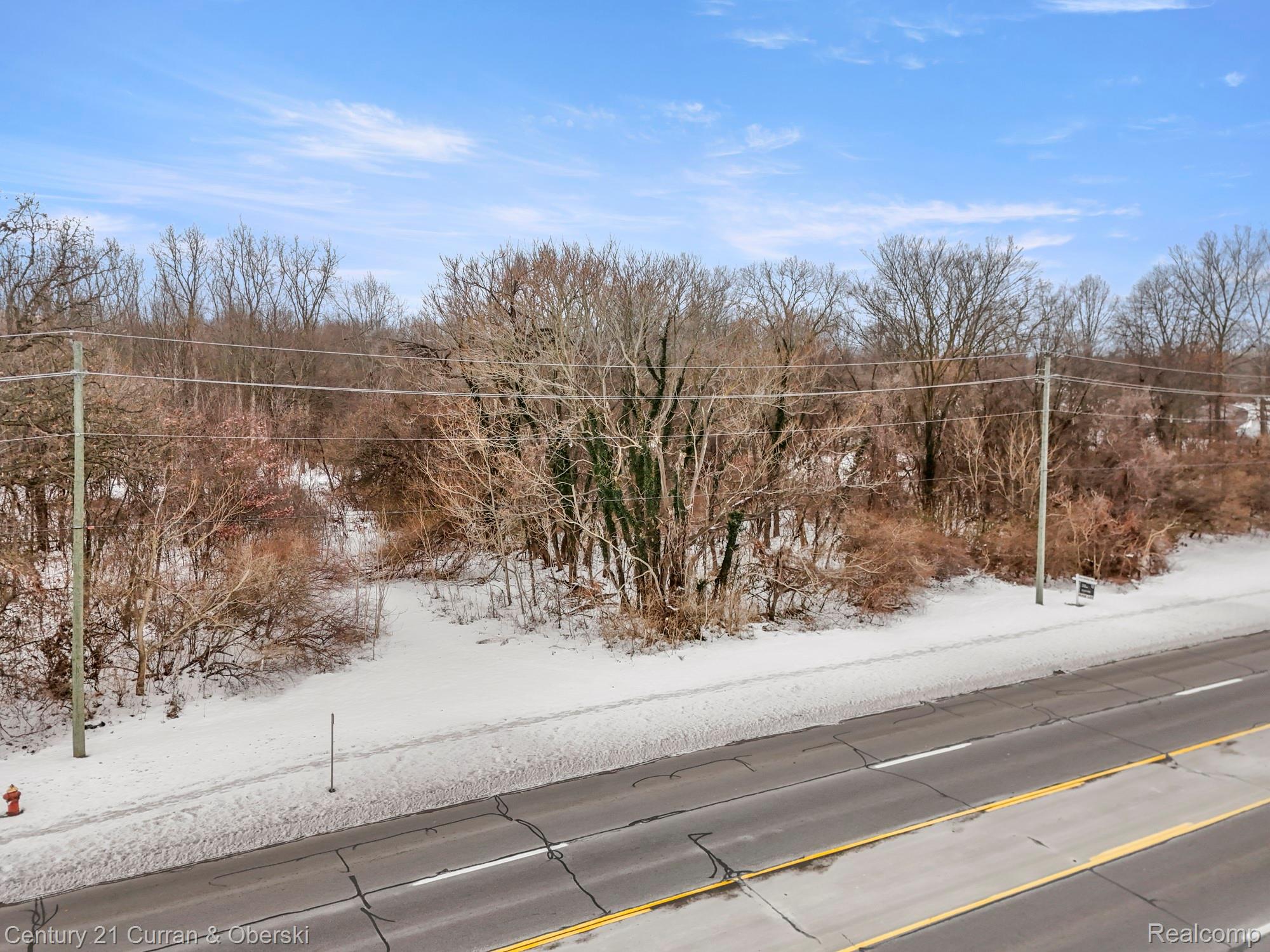 27597 Eureka Romulus City MI 48174