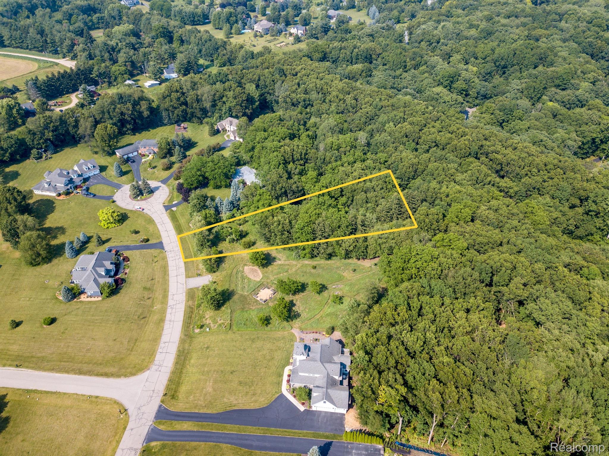 8045 Trail Ridge Webster Township MI 48130