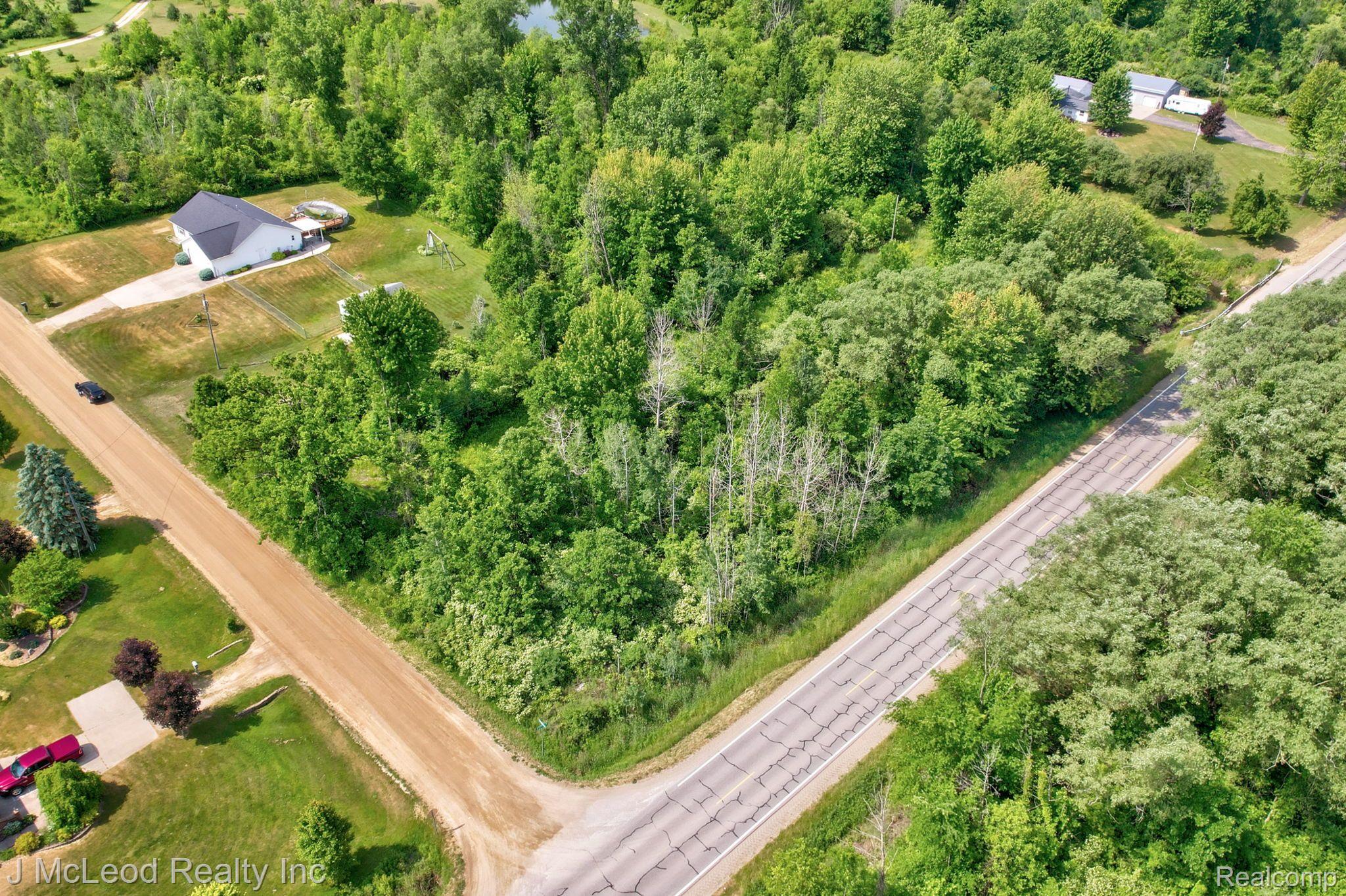 Ville 0330 Birch Run Road At Genesee Road Arbela Township MI 48746