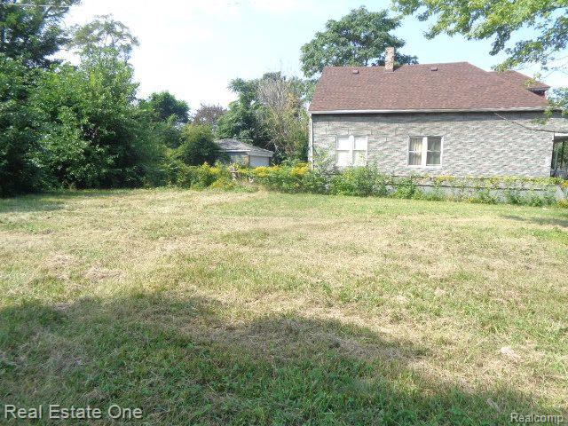 5092 Charles Street Detroit City MI 48212