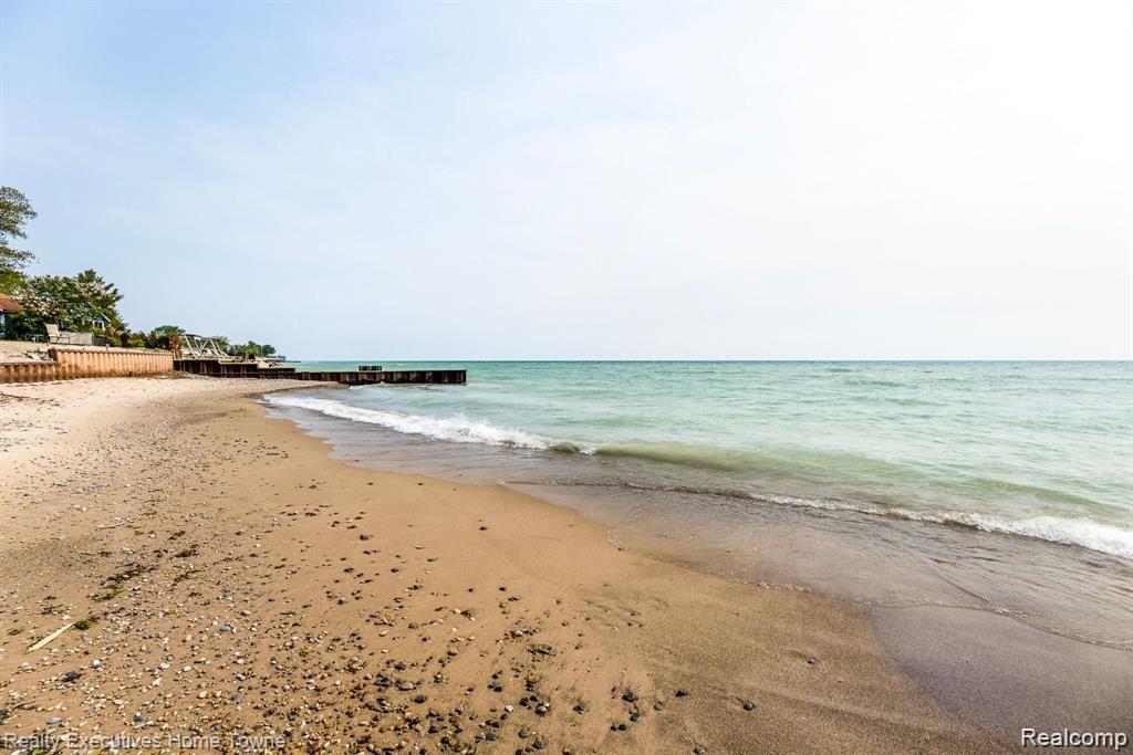 00 Lakeshore Worth Township MI 48450