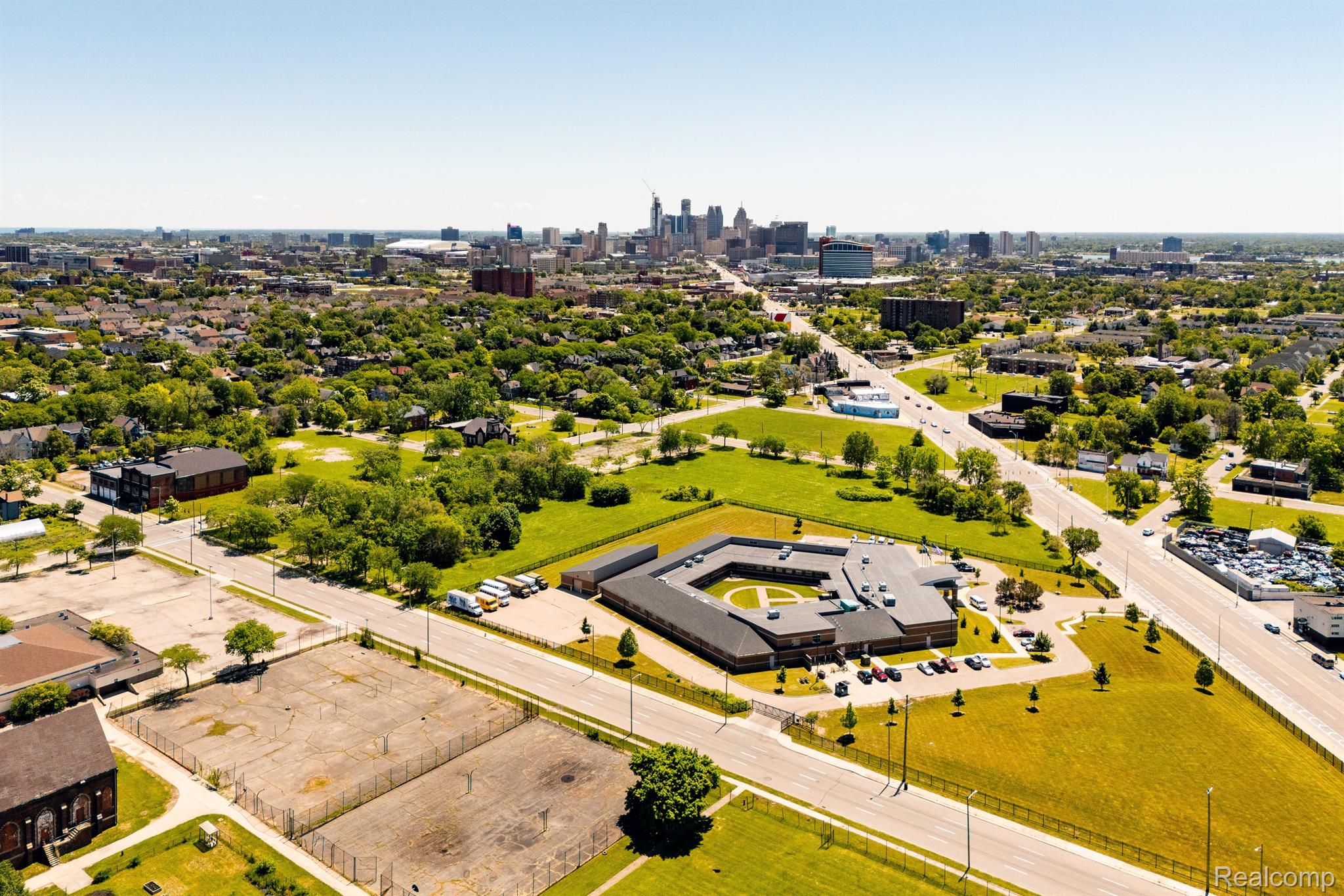 4438 Grand River Avenue Detroit City MI 48208