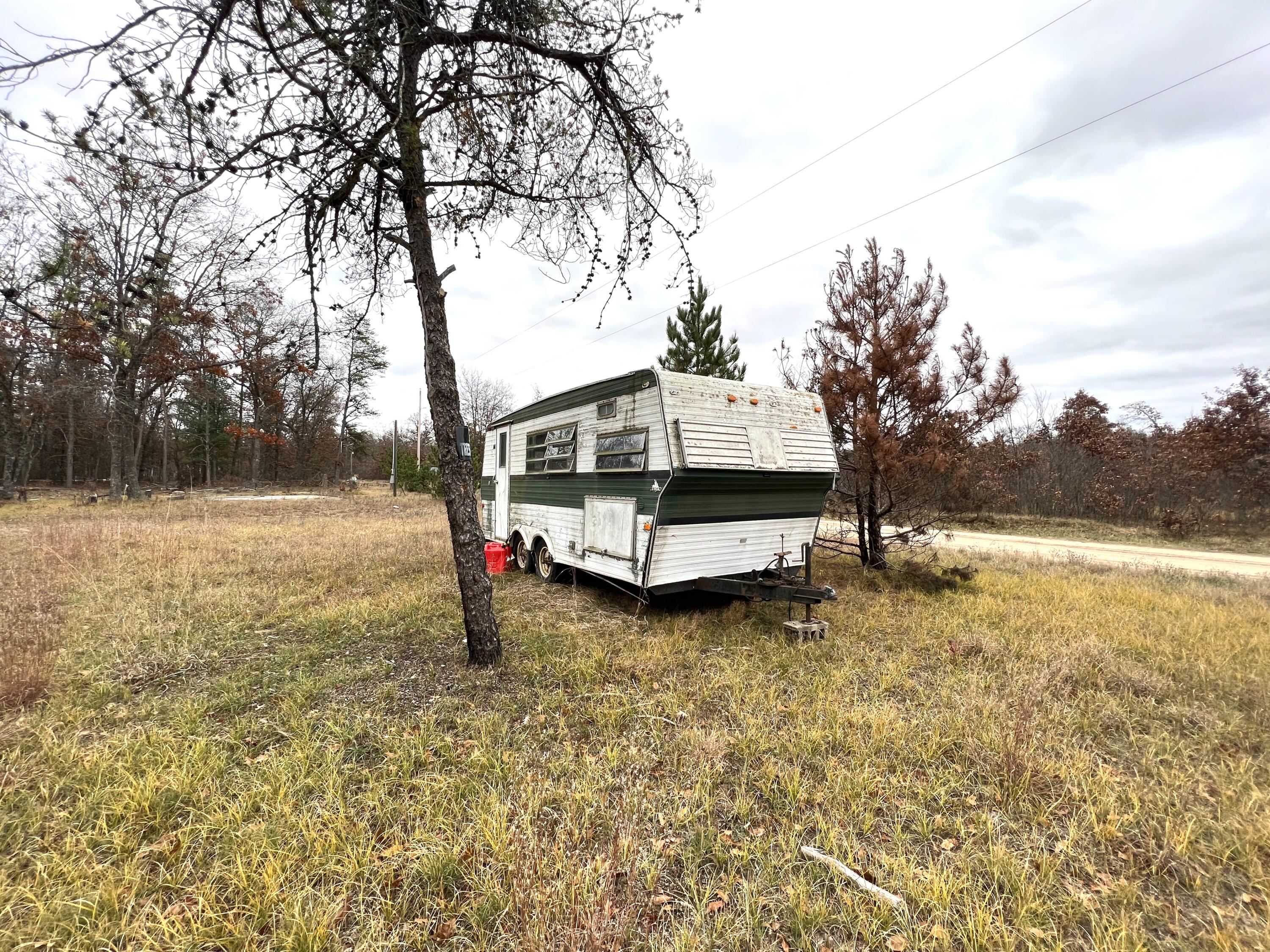 2442 E 38th Street Cherry Valley Township MI 49642