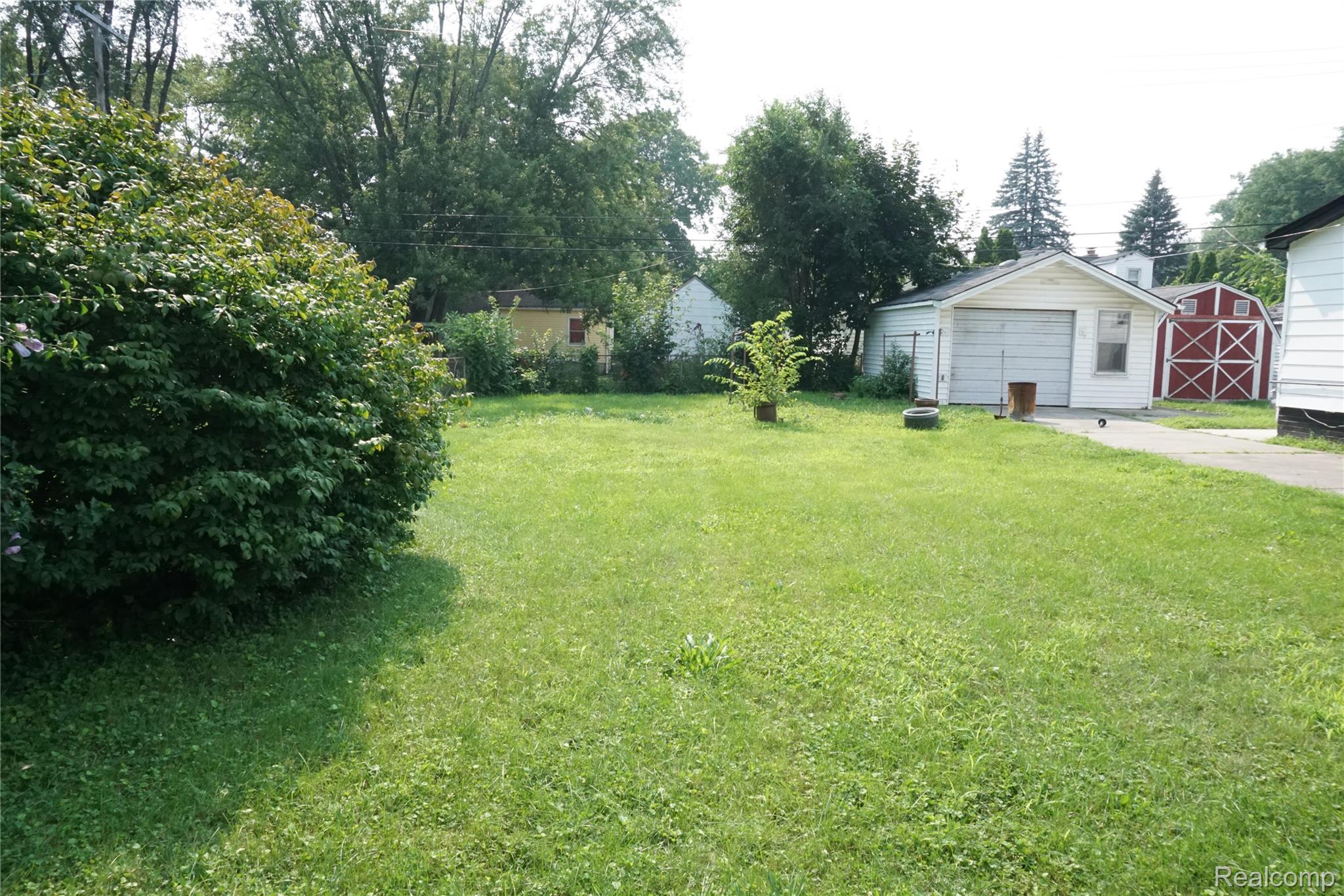 Vacant Leona Drive Redford Charter Township MI 48239