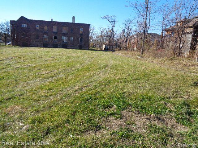 3734 W Chicago Detroit City MI 48206