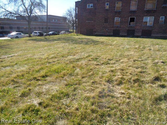 3734 W Chicago Detroit City MI 48206