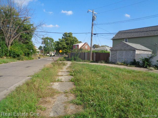 4994 Carpenter Street Hamtramck City MI 48212