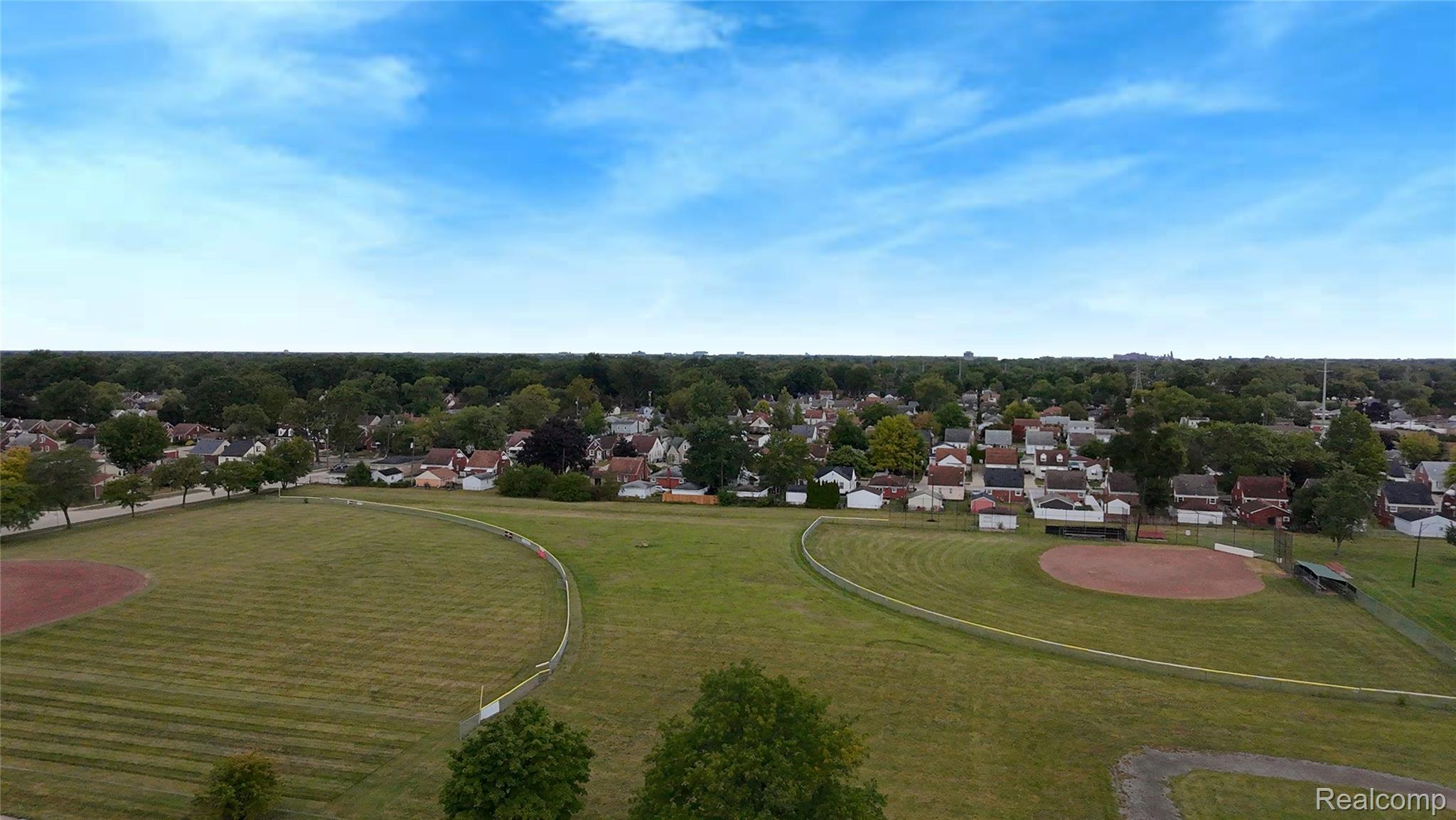 653 Leblanc Street Lincoln Park City MI 48146