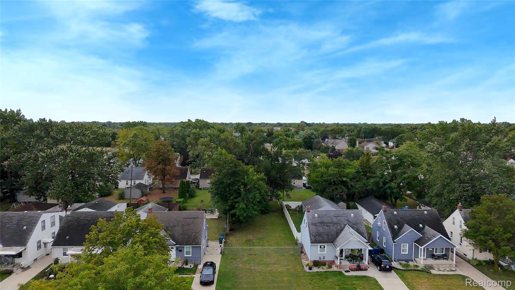 653 Leblanc Street Lincoln Park City MI 48146