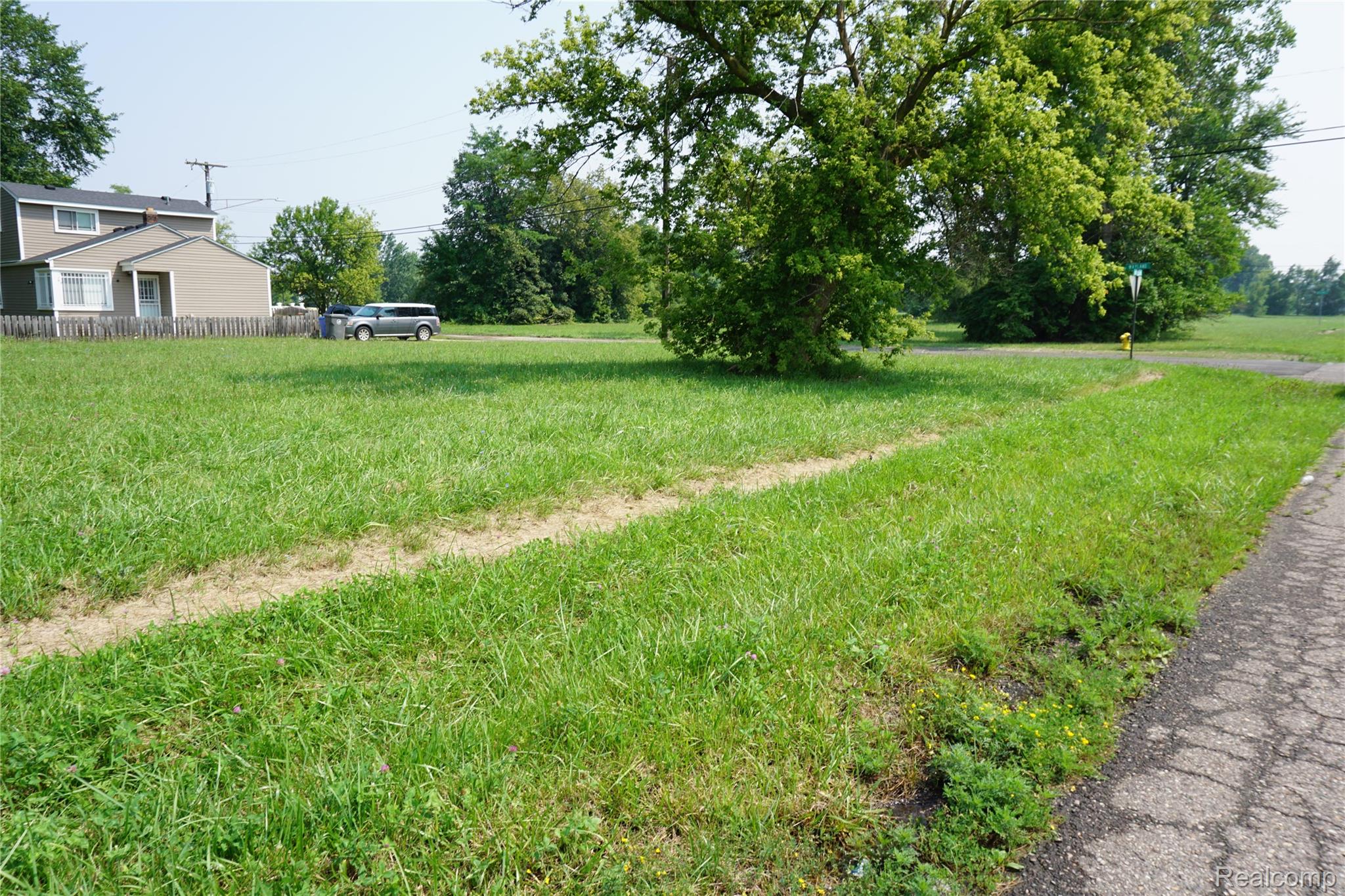 Vacant Wayland Court Inkster City MI 48141