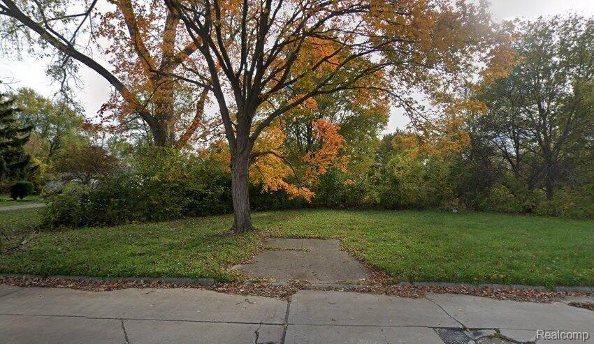 26419 Carlysle Street Inkster City MI 48141