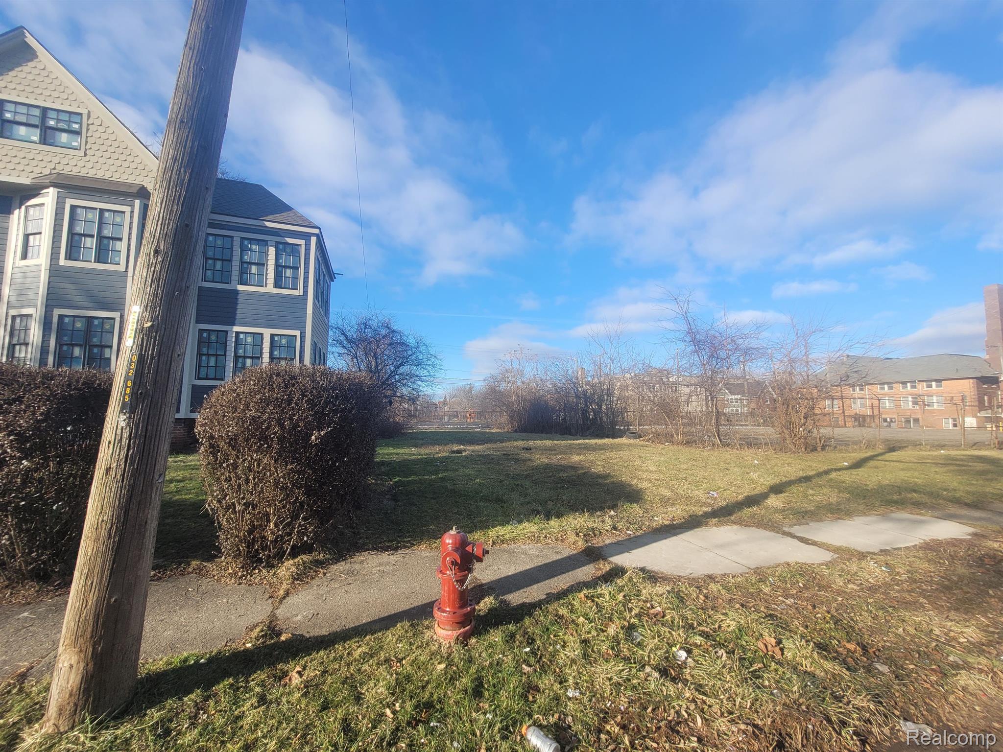 90 Blaine Street Detroit City MI 48202