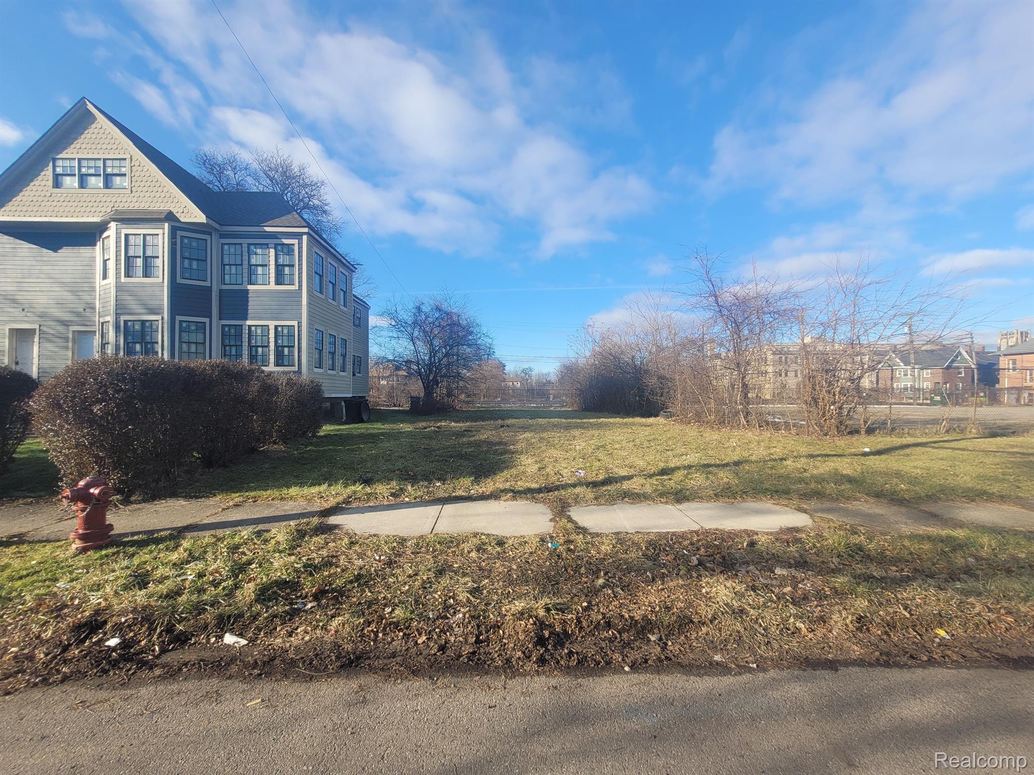 90 Blaine Street Detroit City MI 48202