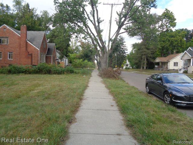 17555 Trinity Street Detroit City MI 48219