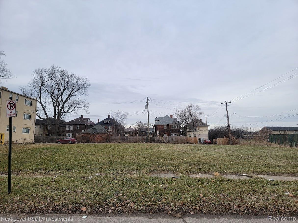 1954 Blaine Street Detroit City MI 48206