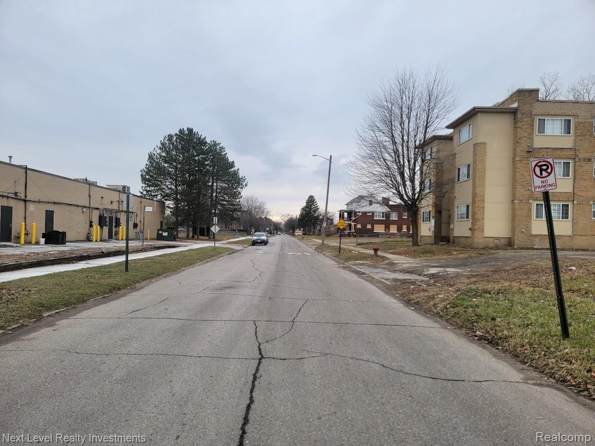 1954 Blaine Street Detroit City MI 48206