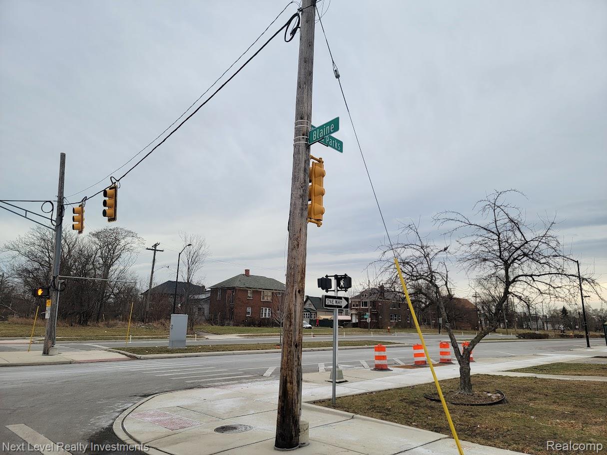 1954 Blaine Street Detroit City MI 48206
