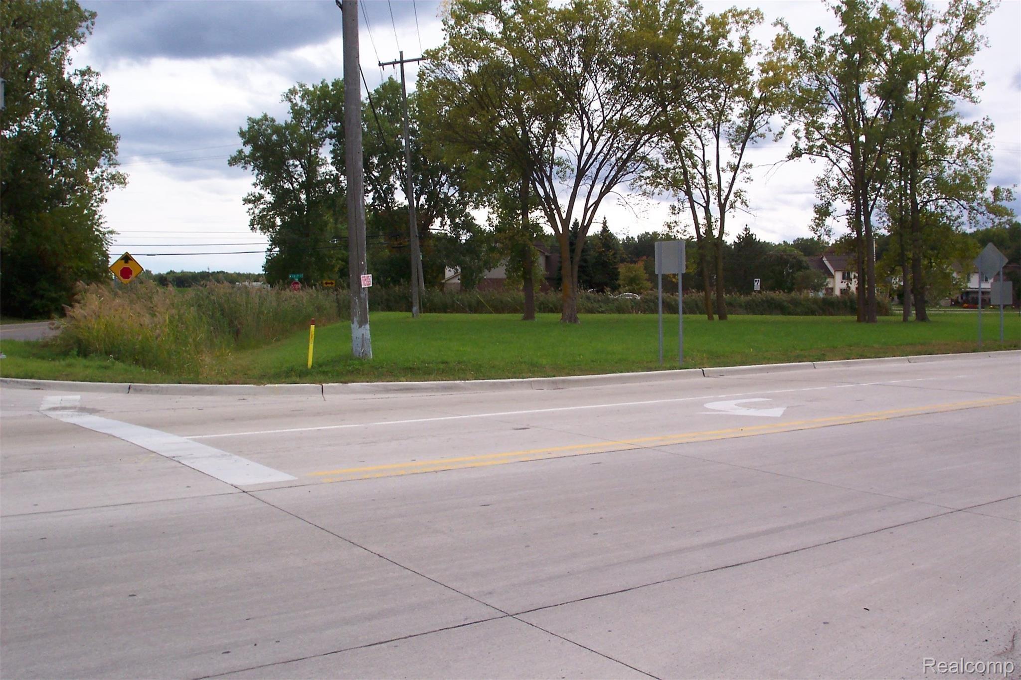 Vacant Sibley Road Brownstown Charter Township MI 48193