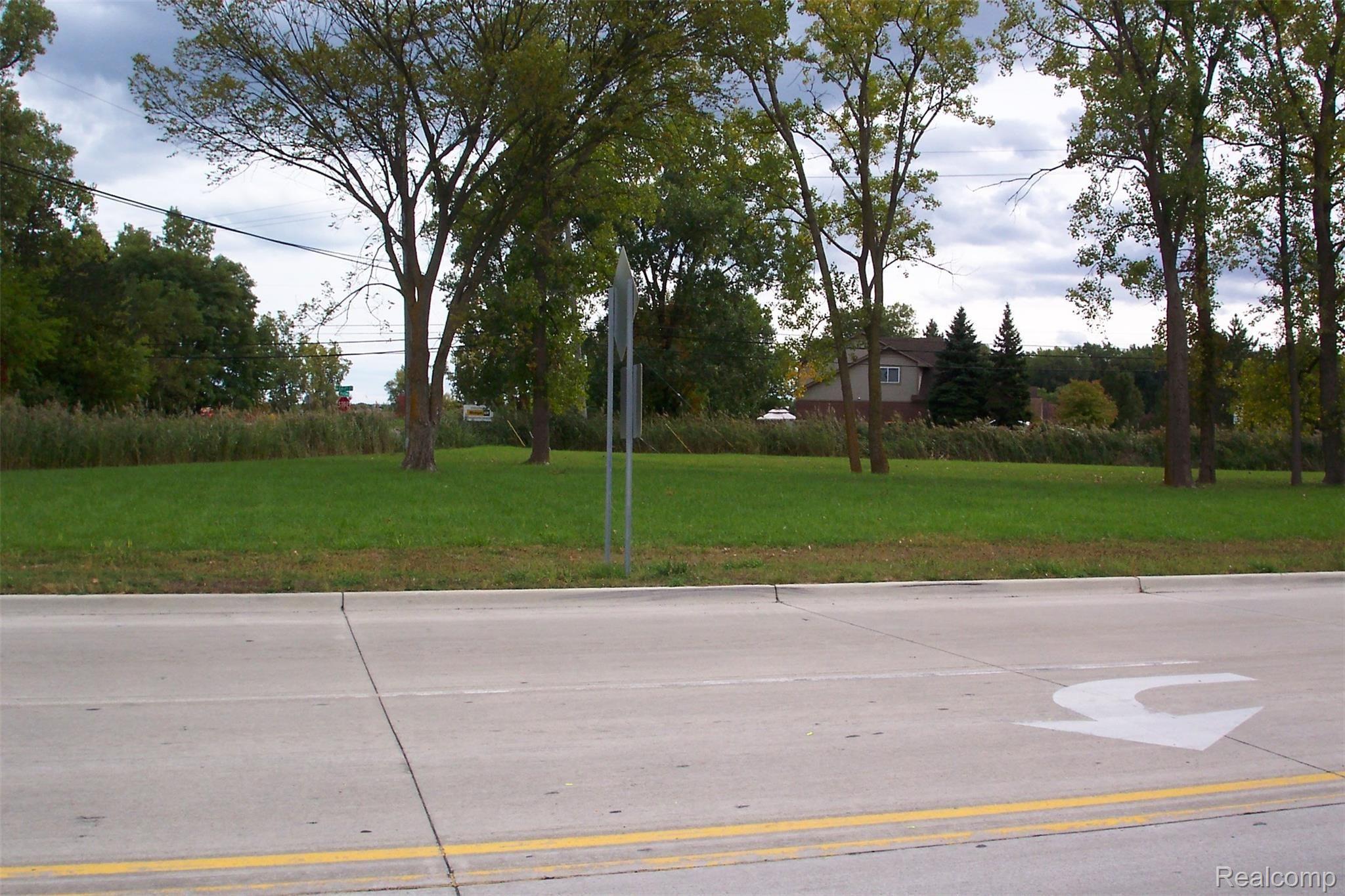 Vacant Sibley Road Brownstown Charter Township MI 48193