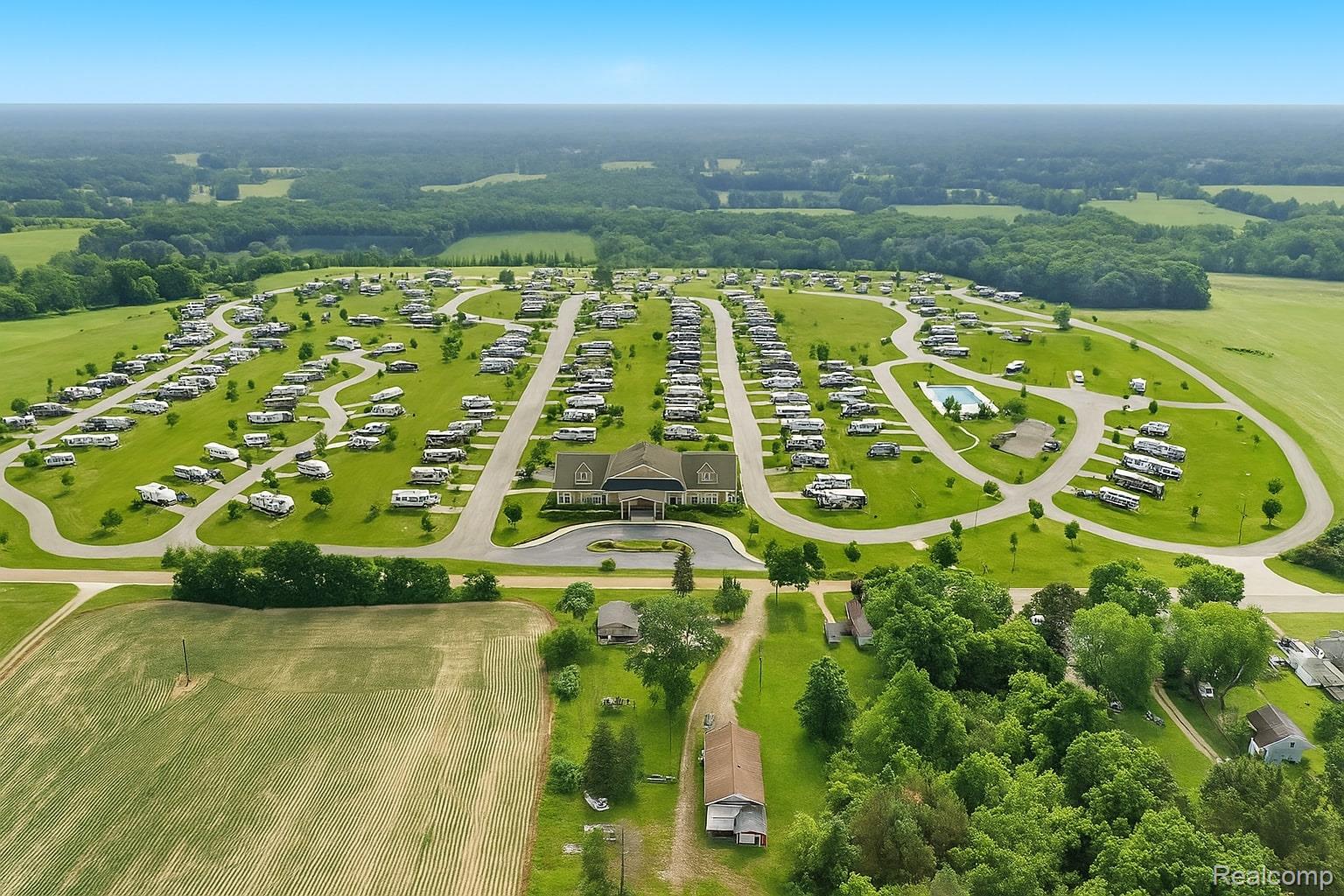 Ville N Fleming Road Fowlerville Village MI 48836