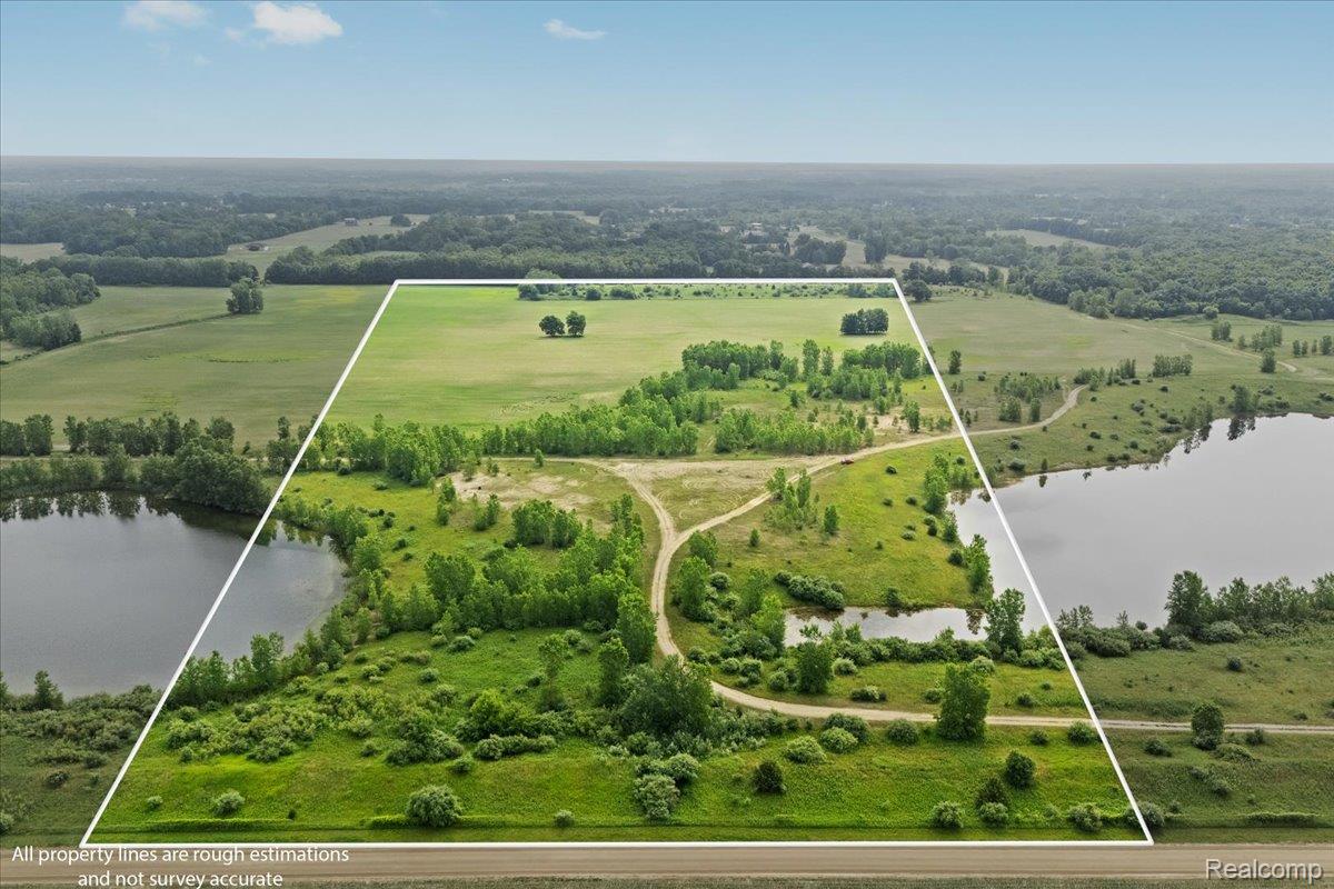 Ville N Fleming Road Fowlerville Village MI 48836