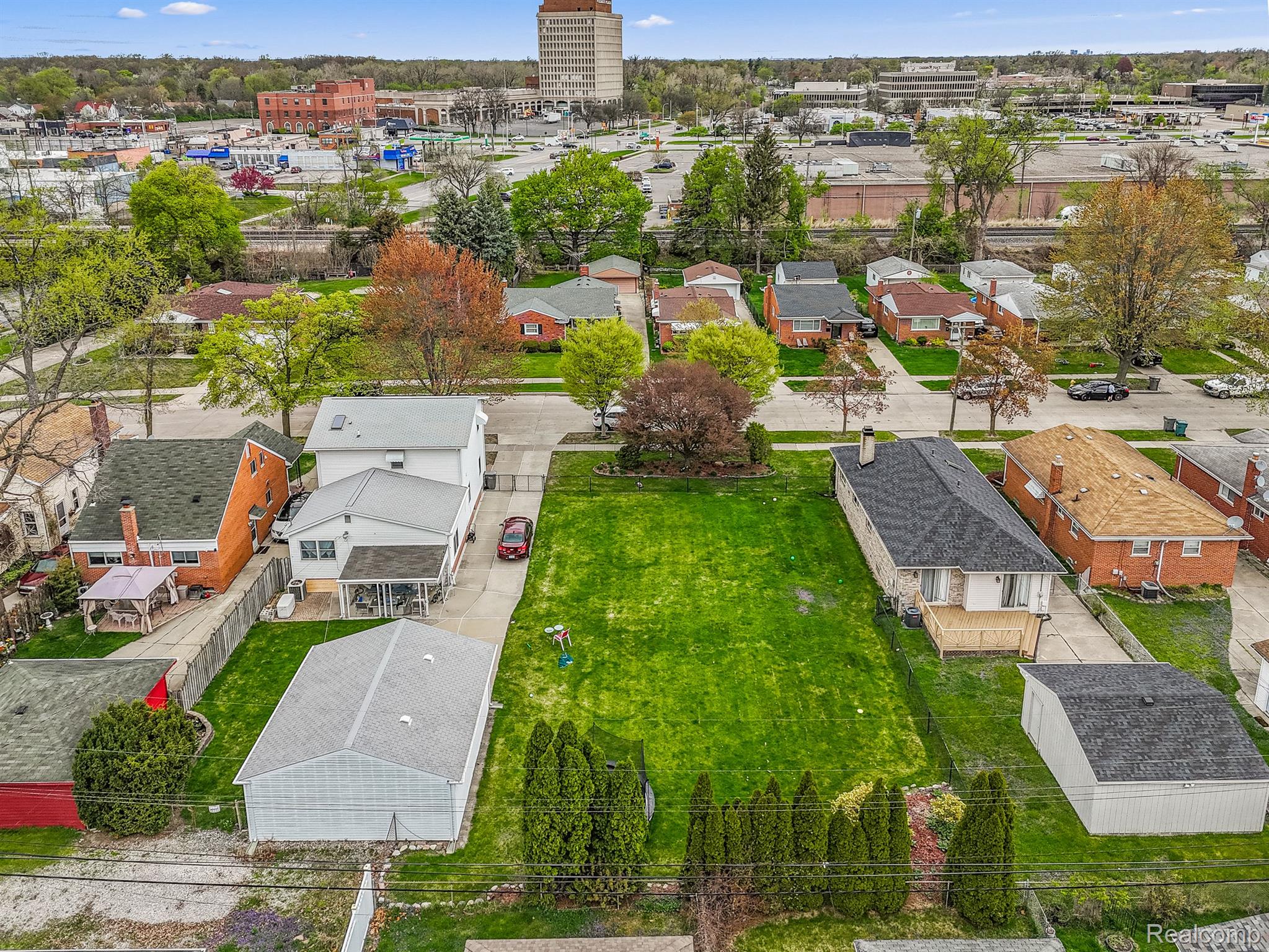 23323 Park Street Dearborn City MI 48124