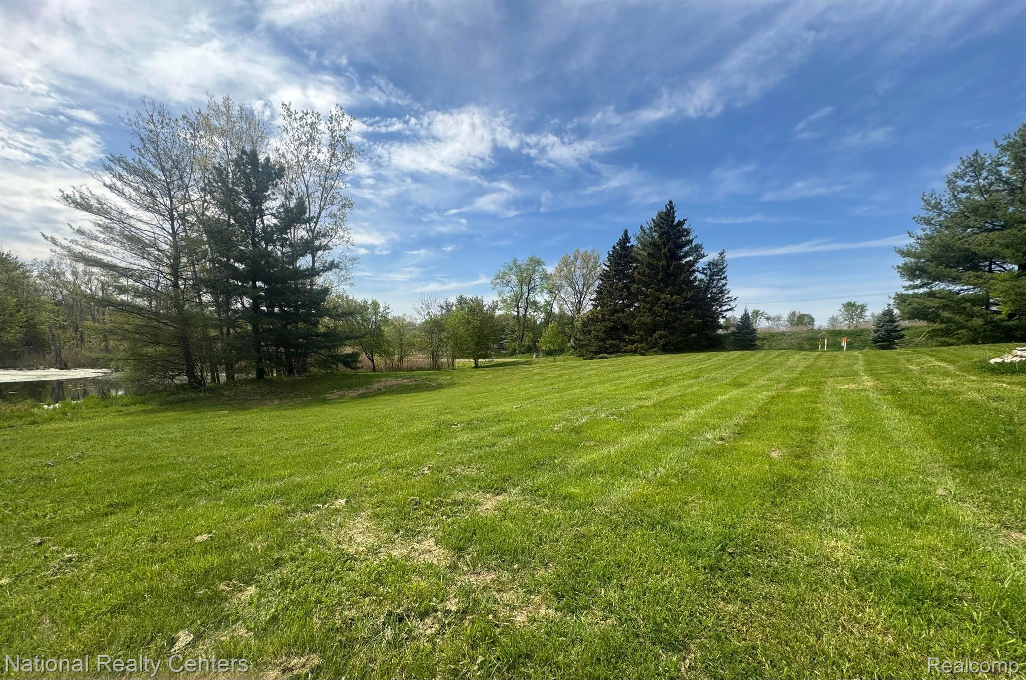 0000 Pinewood Milford Charter Township MI 48381