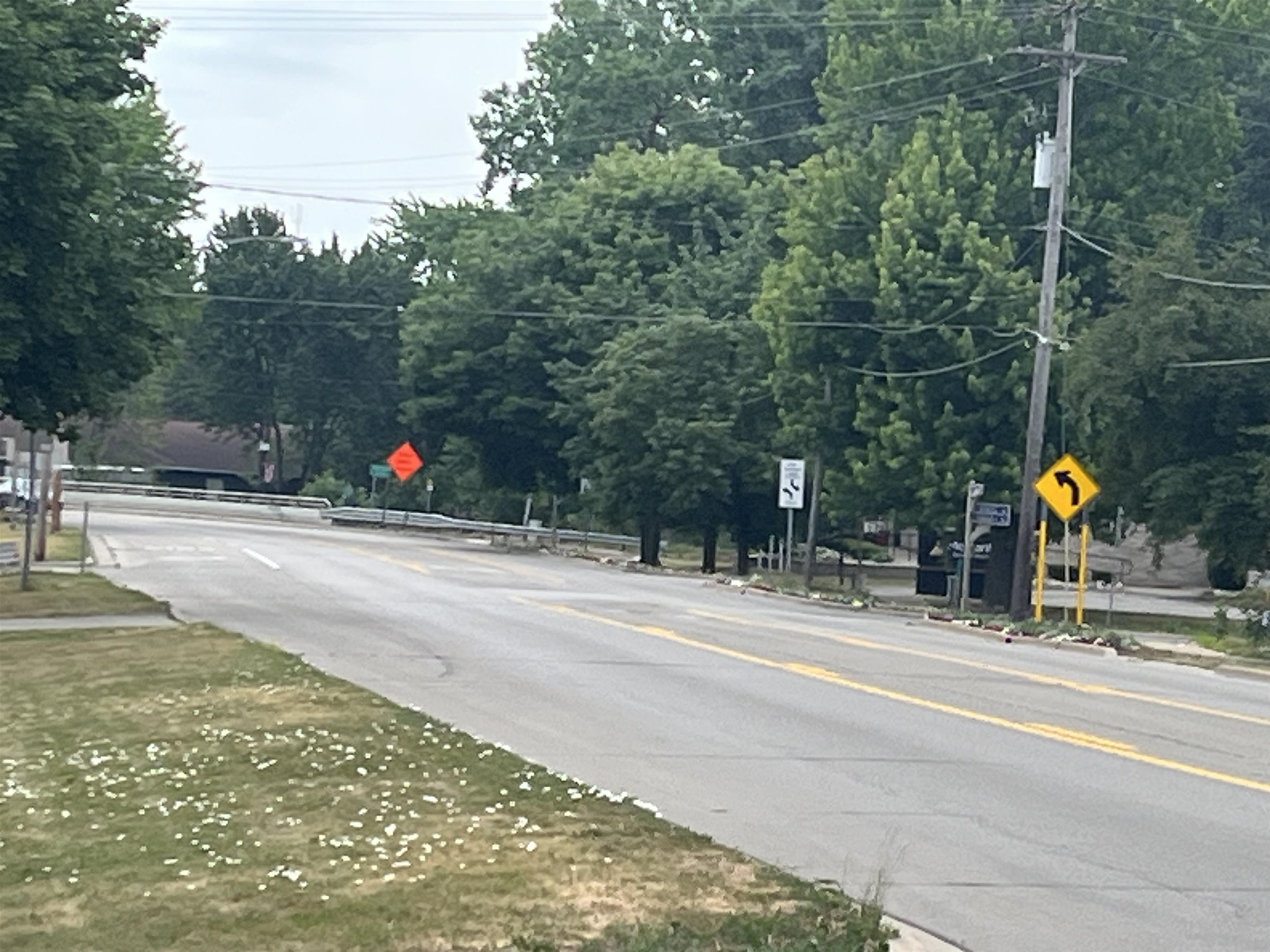 Ville Maple Street St. Charles Village MI 48655