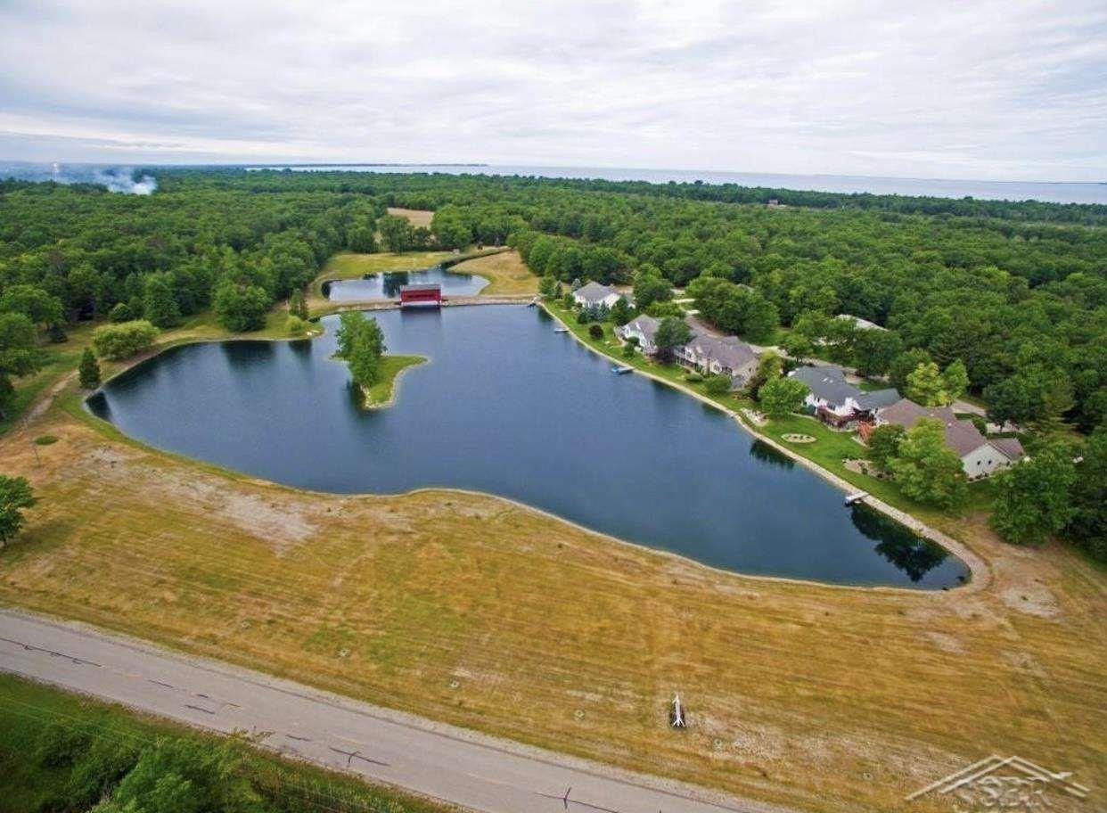 5715 County Kerry Drive Caseville City MI 48725