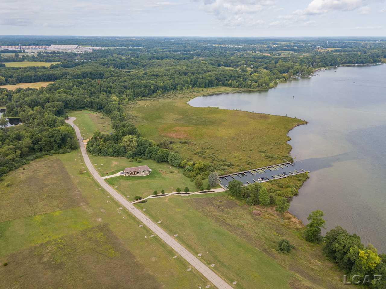 109 Bloomfield Boulevard Cambridge Township MI 49230