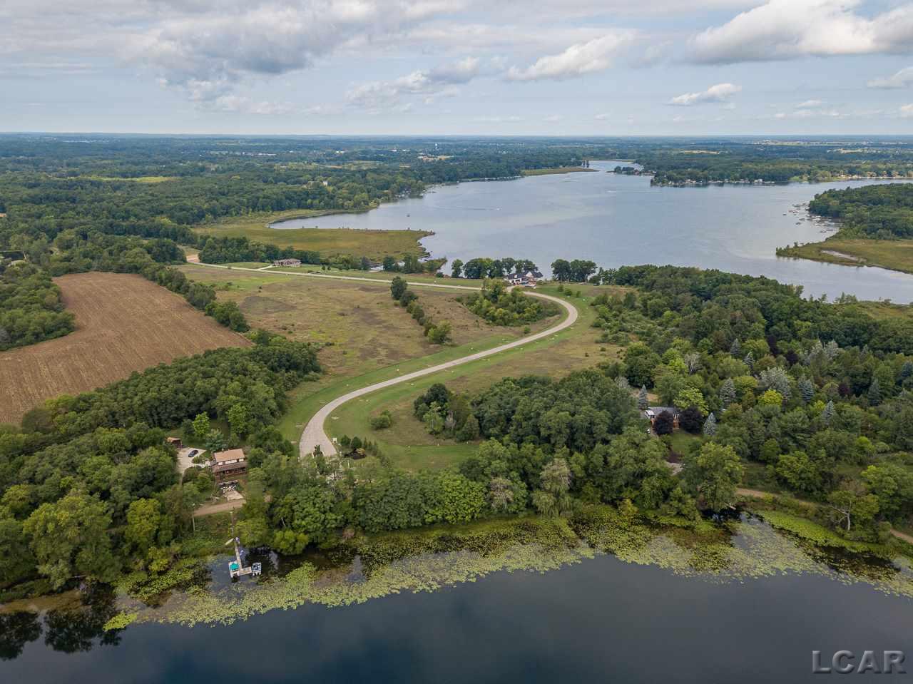 109 Bloomfield Boulevard Cambridge Township MI 49230