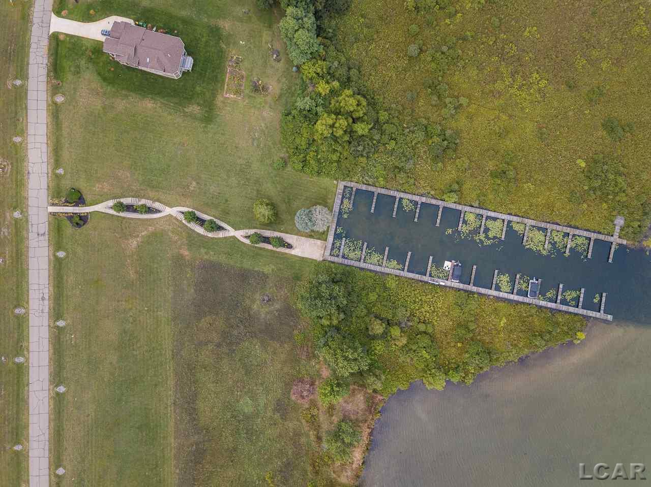 109 Bloomfield Boulevard Cambridge Township MI 49230
