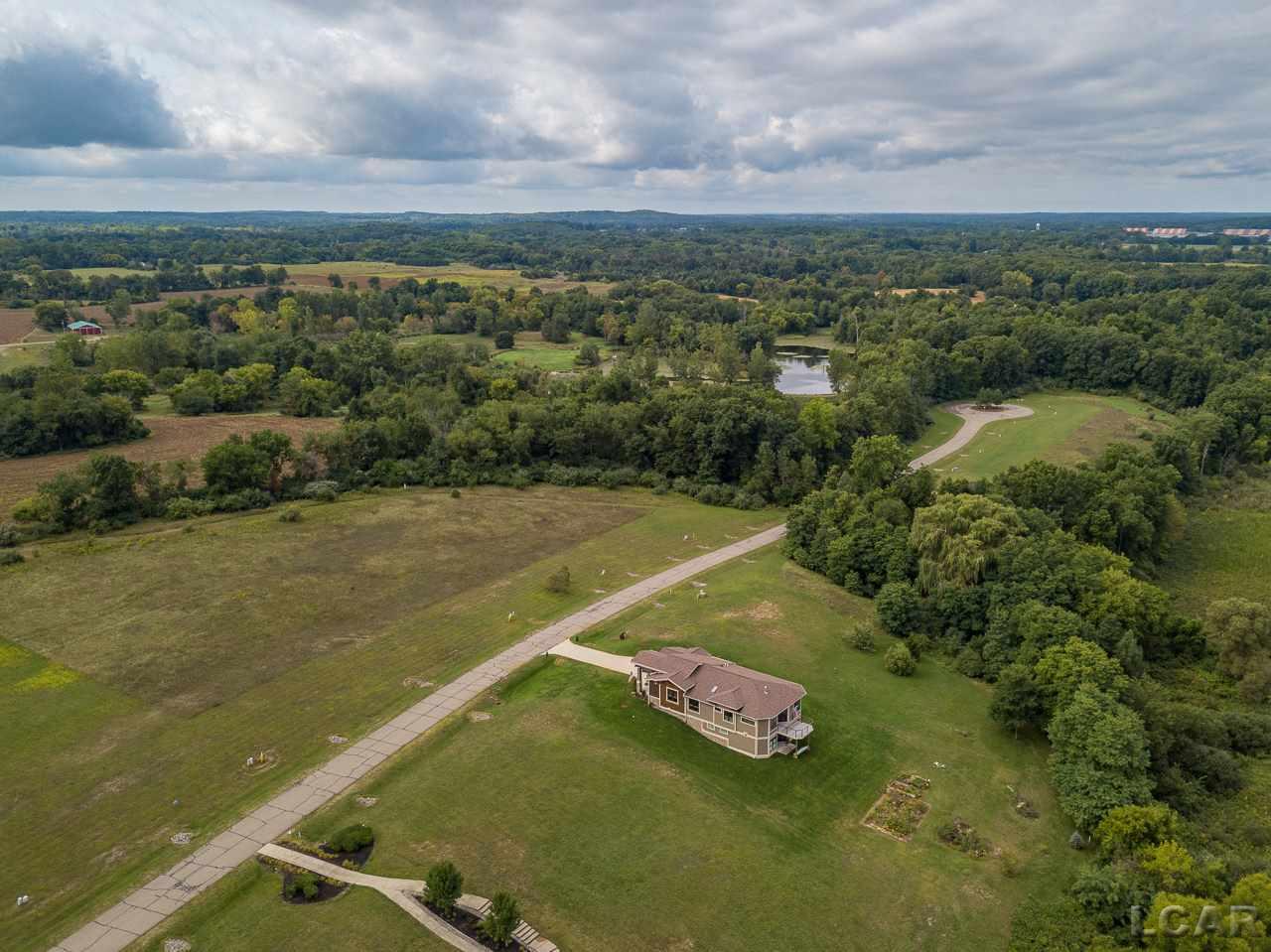 109 Bloomfield Boulevard Cambridge Township MI 49230