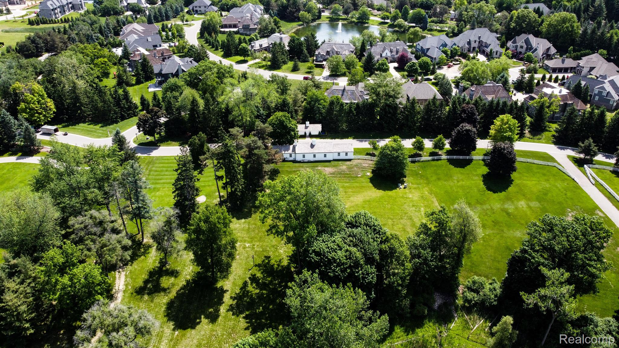 2630 Turtle Lake Drive Bloomfield Charter Township MI 48302