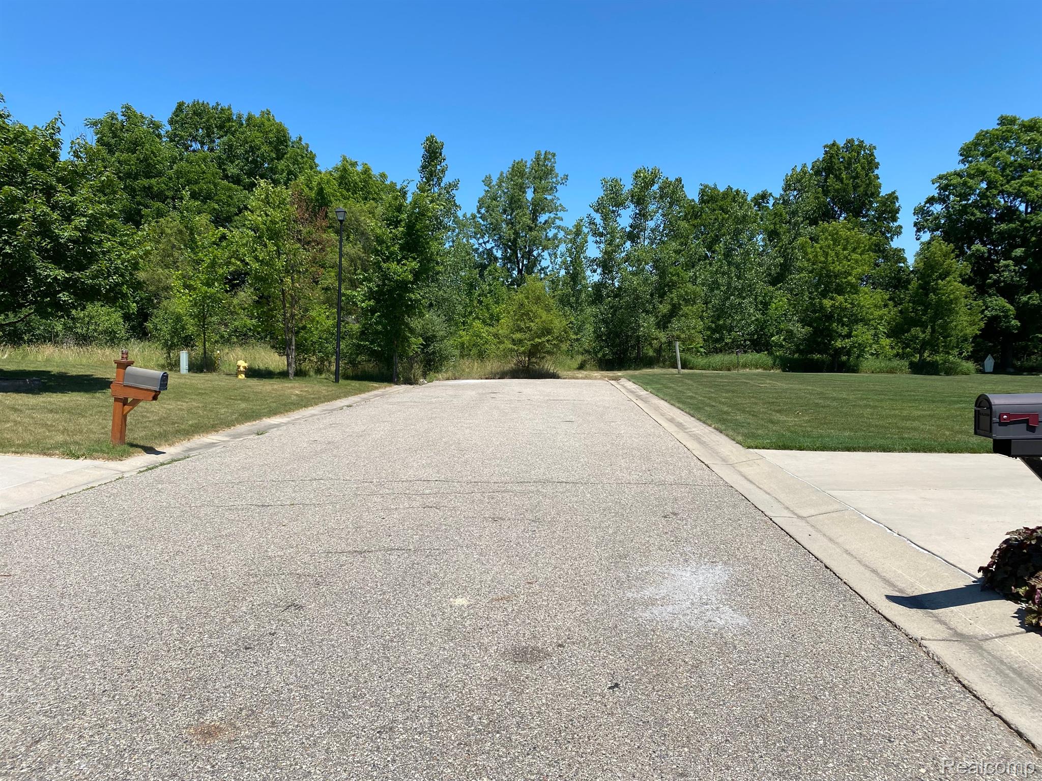 Oo Walnut Creek Drive Flint Charter Township MI 48532