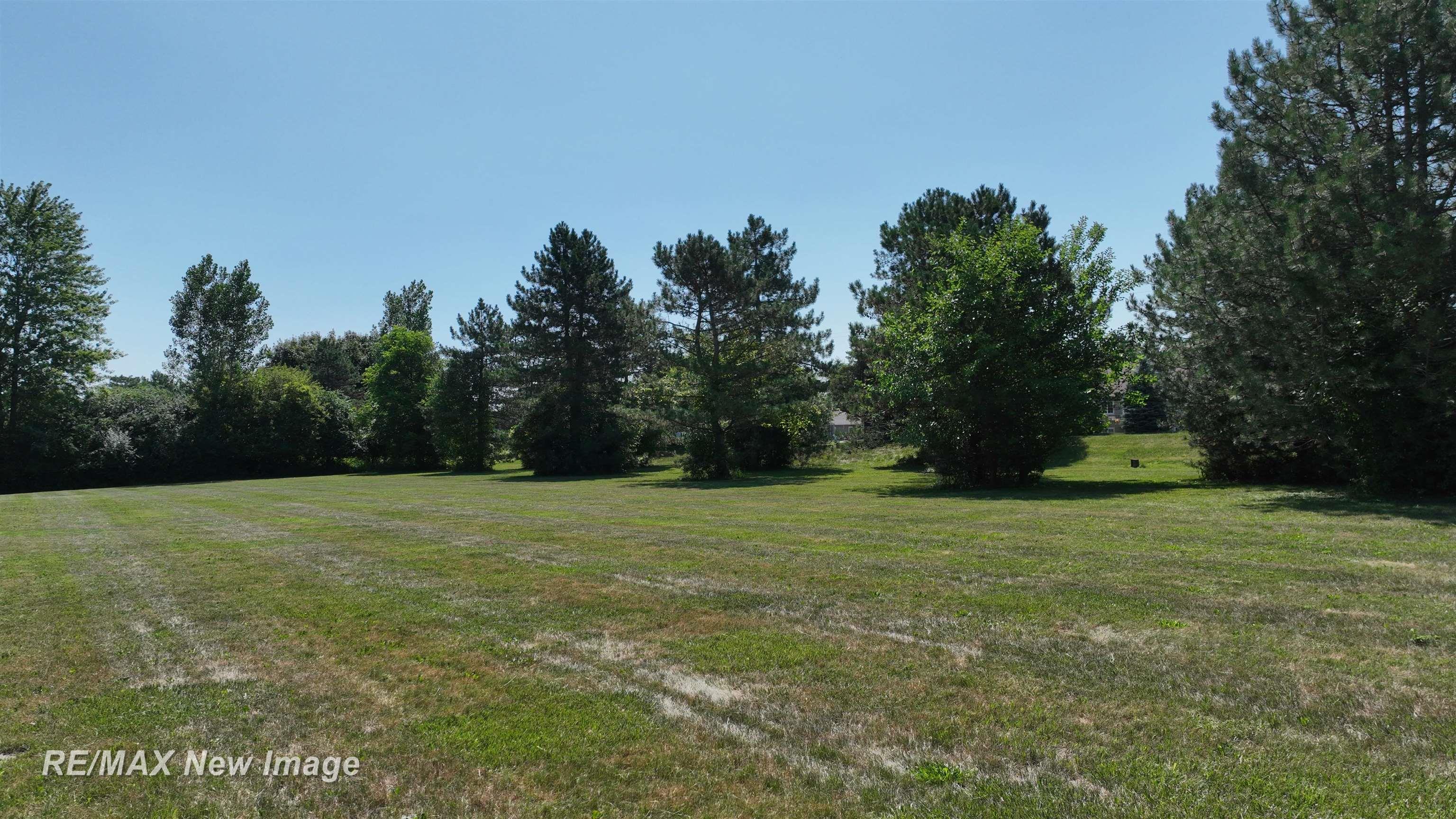 Ville Maplewoods Drive West Drive Saginaw Charter Township MI 48603