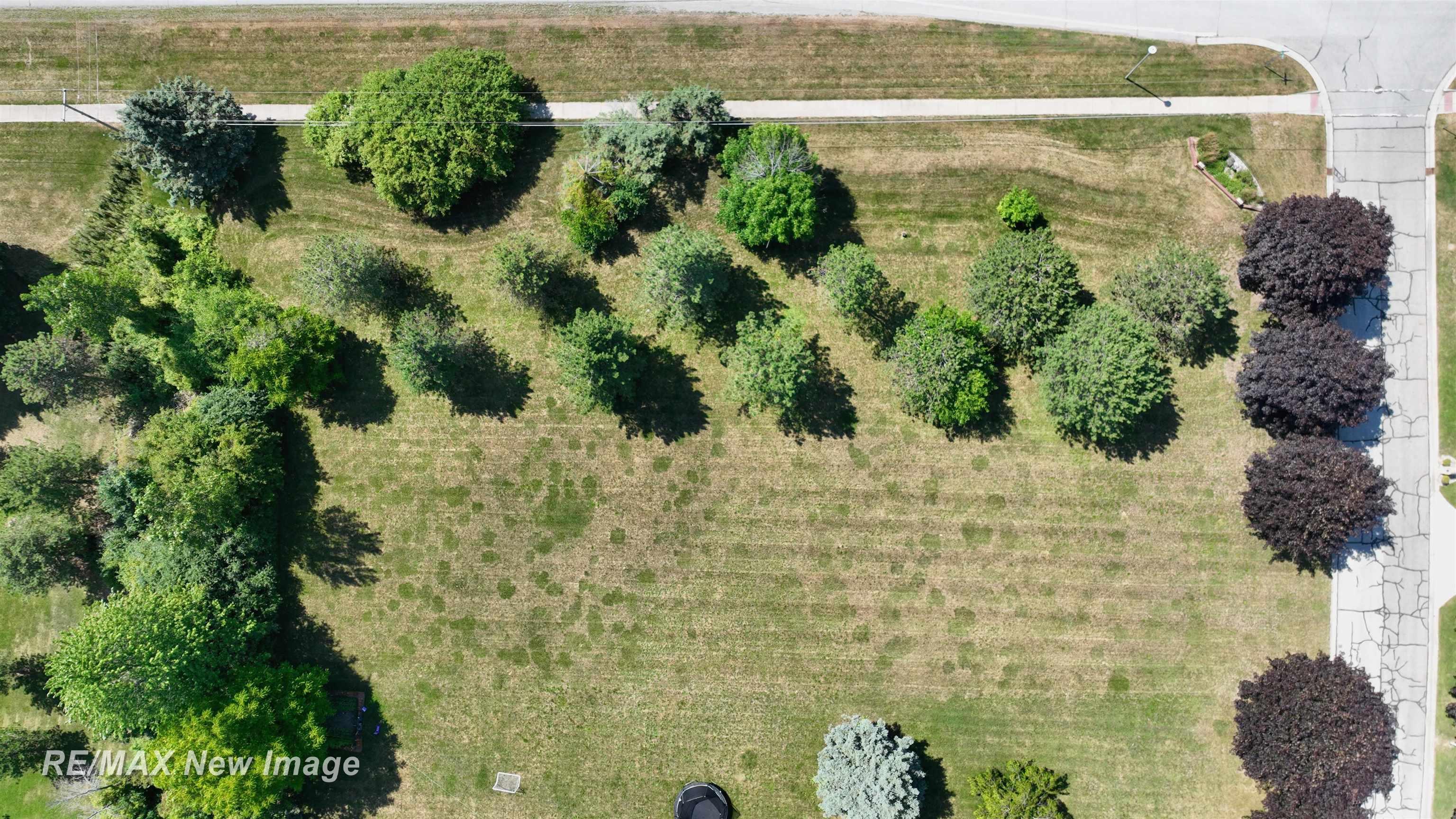 Ville Maplewoods Drive West Drive Saginaw Charter Township MI 48603