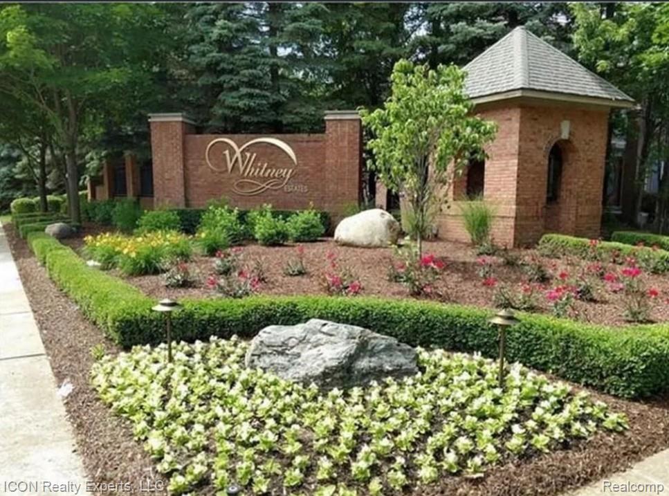 10380 Excalibur Drive Shelby Charter Township MI 48315