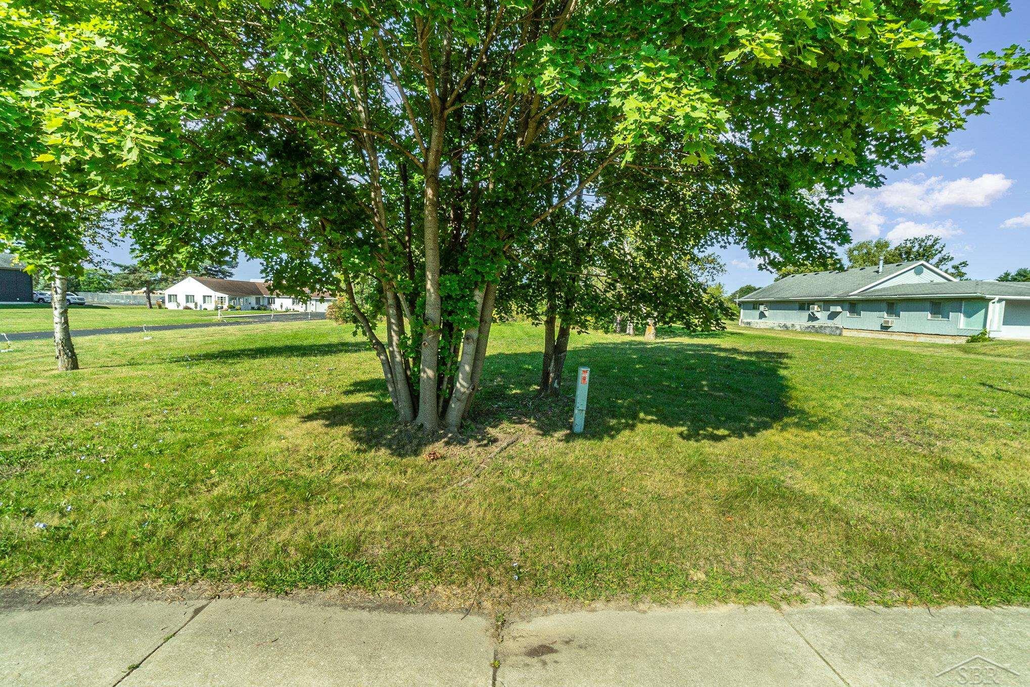 765 N Center Road Saginaw Charter Township MI 48638